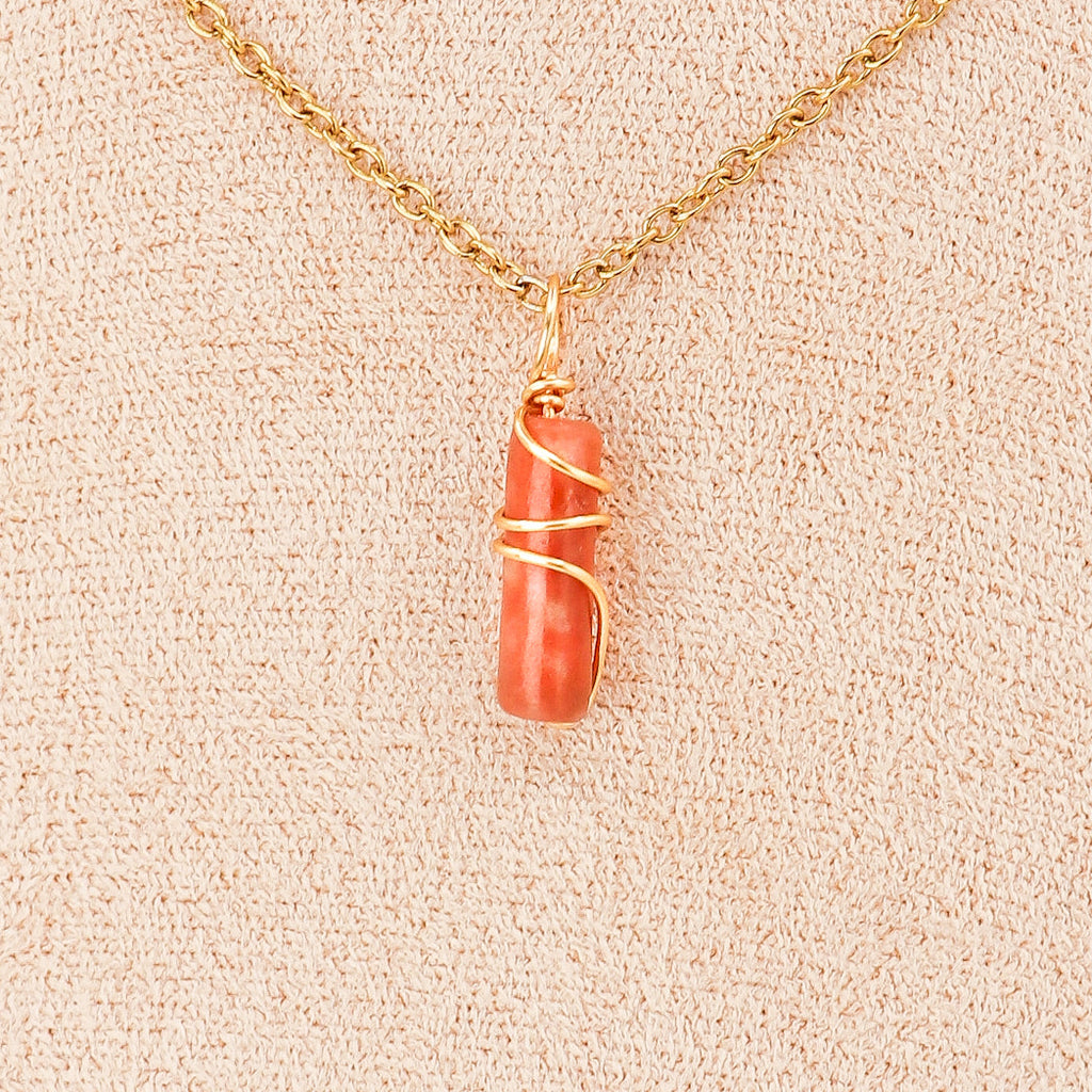 Collier Pendentif Mini Pilier Jade "Fleurs de Prunier
