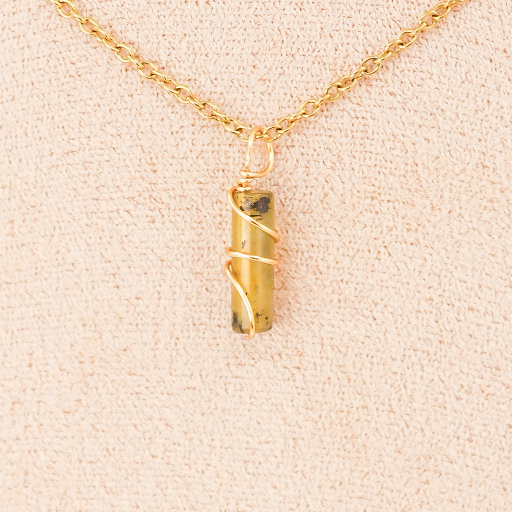 Collier Pendentif Mini Pilier Jade "Fleurs de Prunier